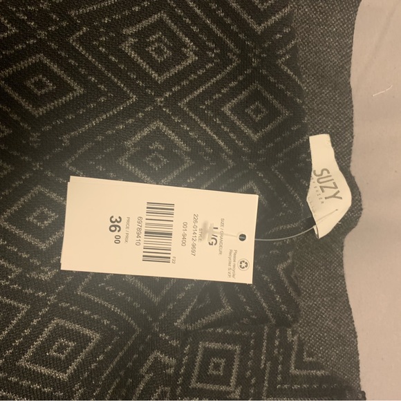 NWT Suzy Shier Geo print mini skirt - Picture 6 of 6